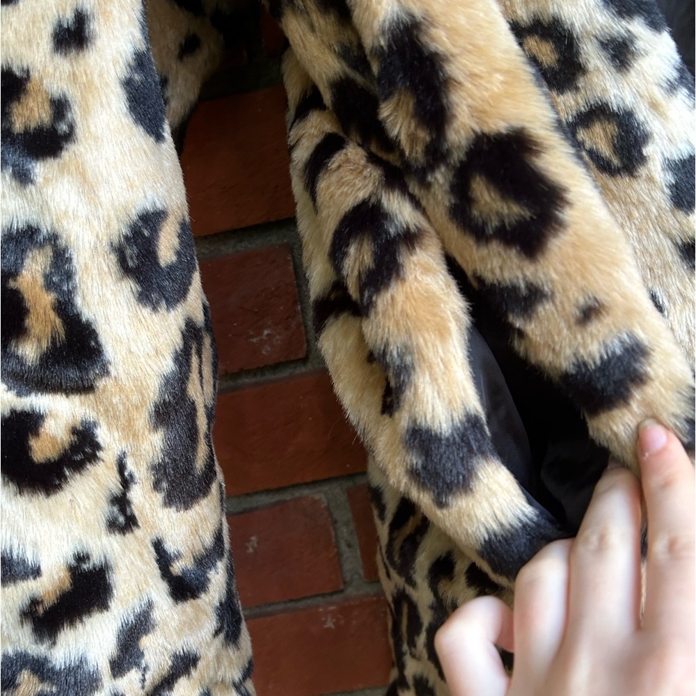SOLD Leopard print teddy coat - Picture 7 of 8